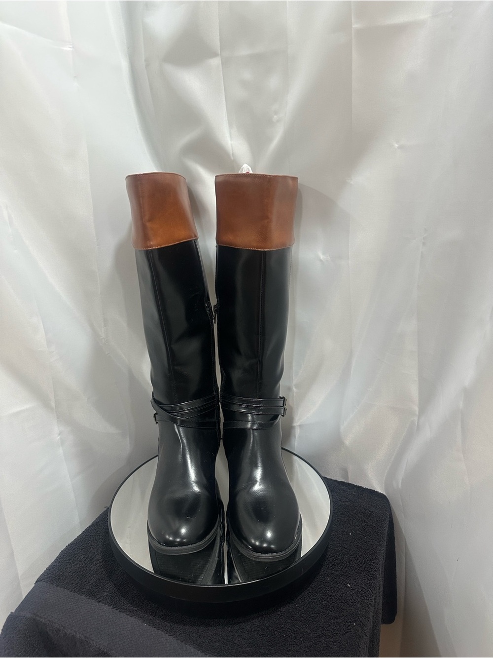 Kohl's Black Leather-Look Boot with Brown Edge Trim NWOT or box
